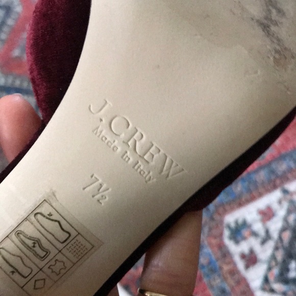J. Crew velvet heels - WORN ONCE! Size 7.5 - Picture 6 of 7